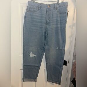 NWT Target Universal Thread Boyfriend Cut Light Blue Distressed Jeans Size 10